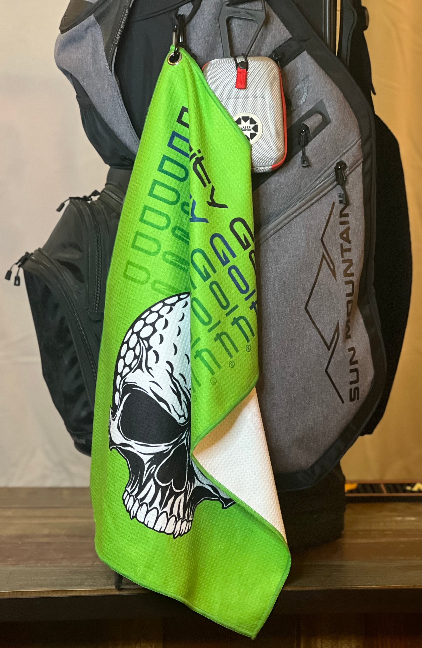 Deity Golf Logo Fade Green